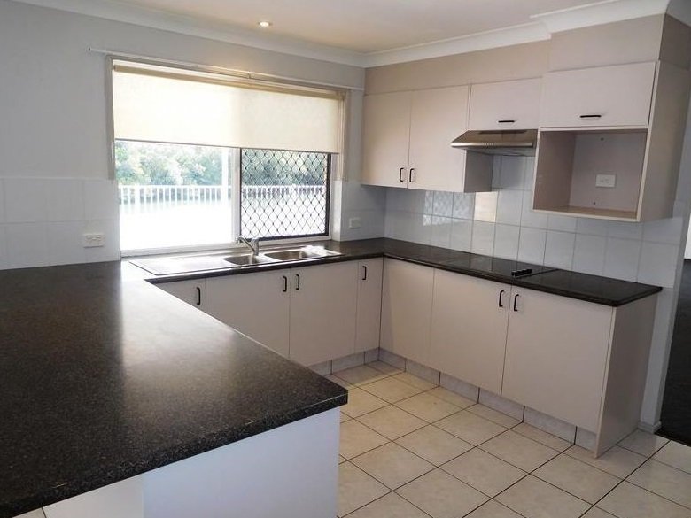 238 Nineteenth Avenue ELANORA 4