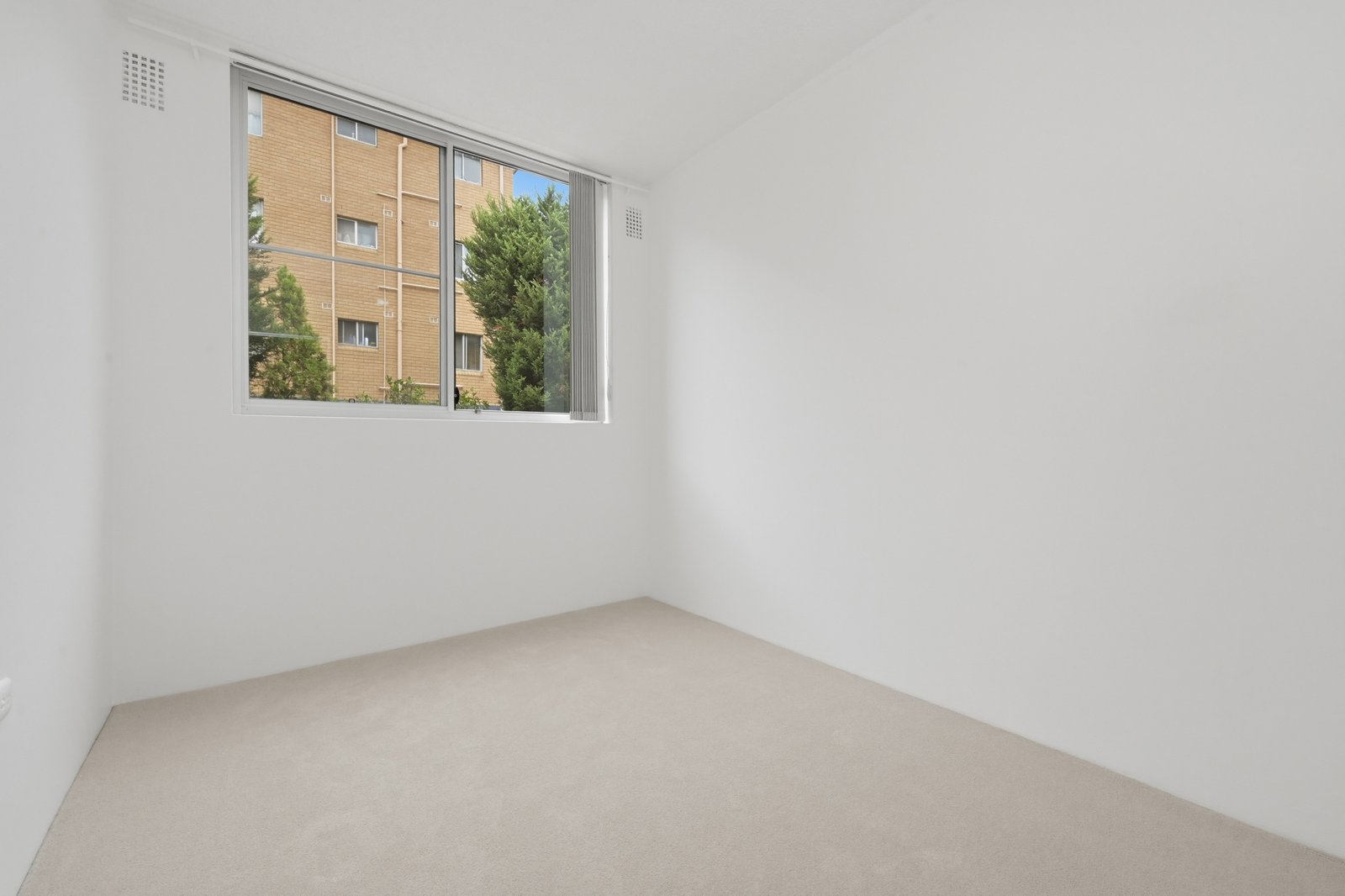 2/38 Rhodes Street HILLSDALE 6