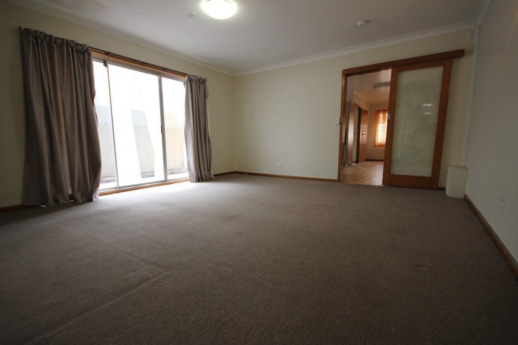 238 Rocky Point Road SANS SOUCI 2