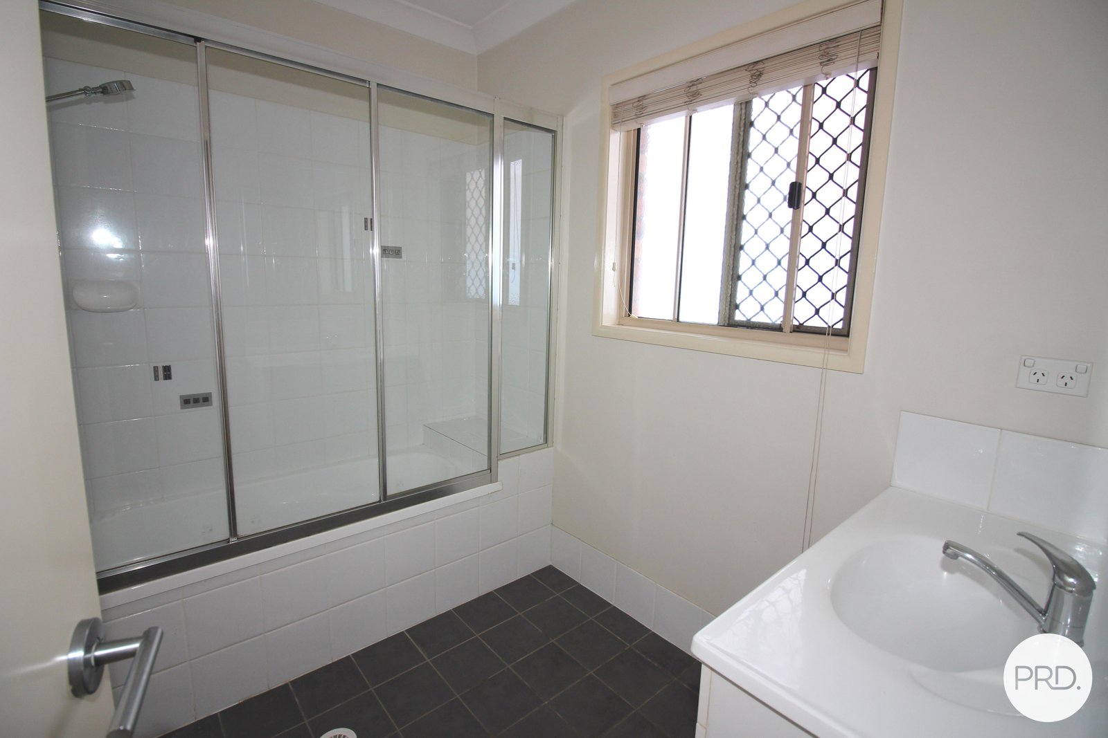 2/38 Rode Road WAVELL HEIGHTS 9