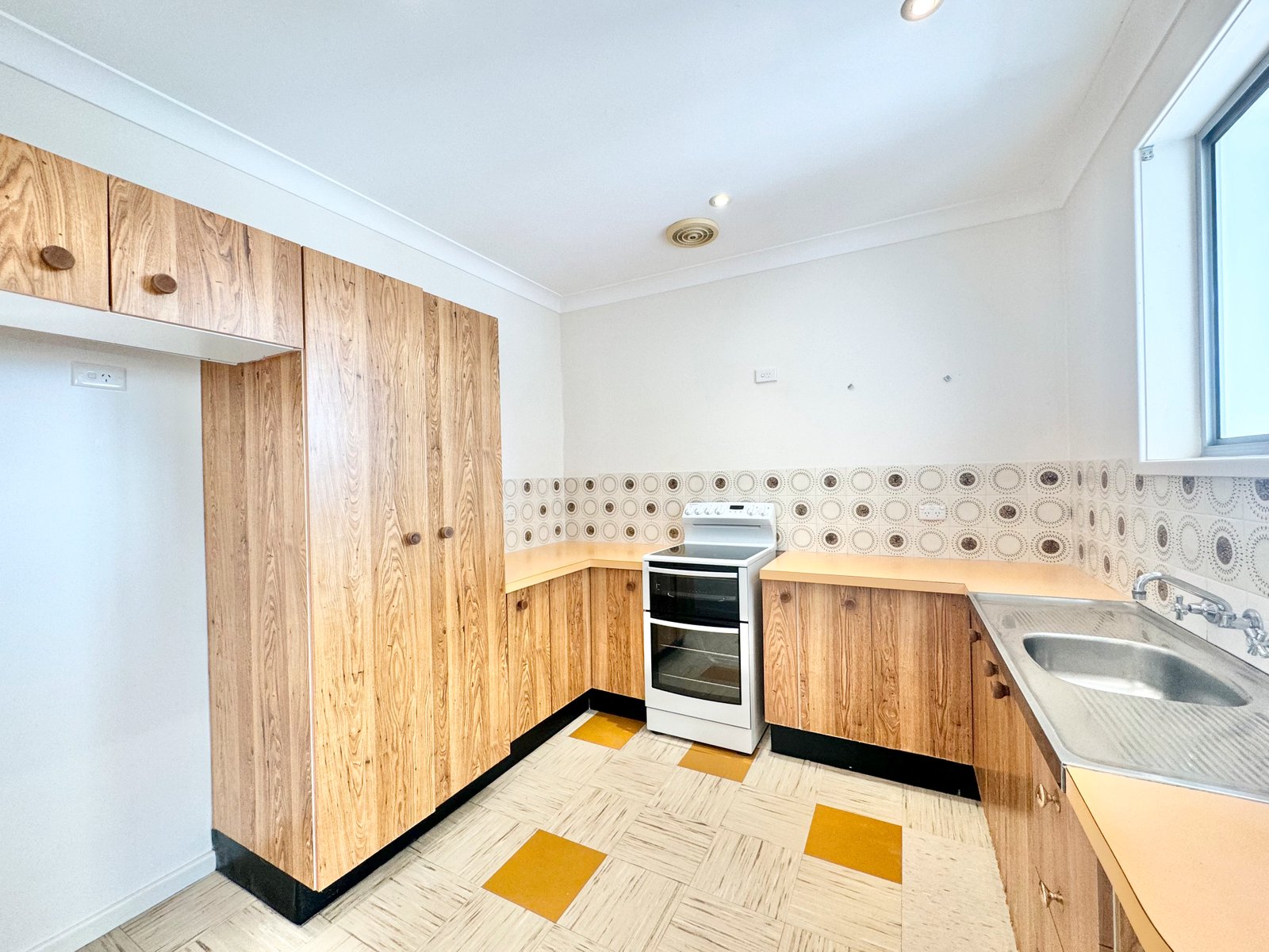 2/38 Ronald Avenue SHOAL BAY 3