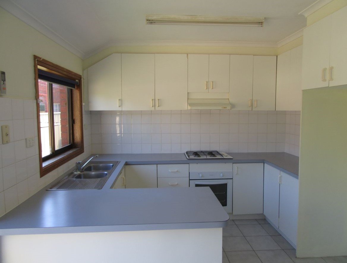 Gallery: 2/38 Schneider Crescent