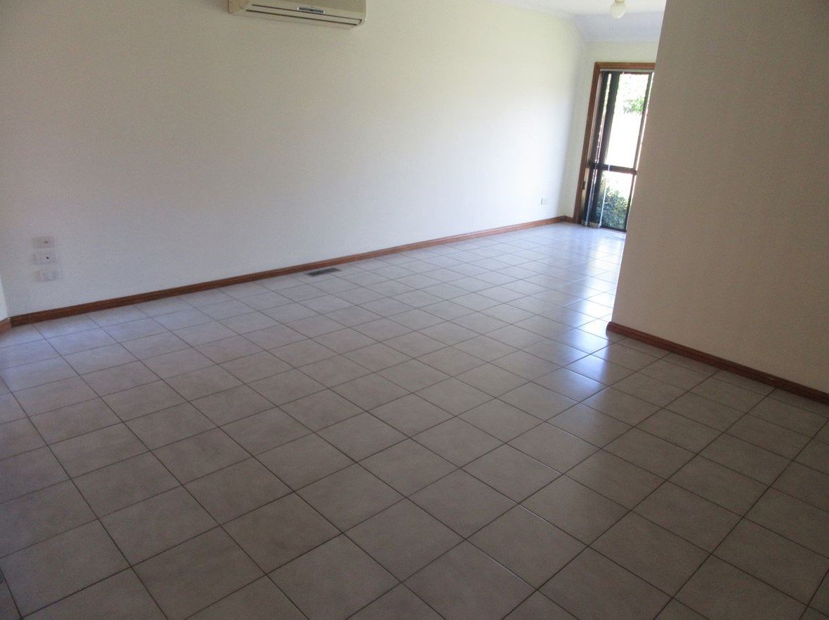 Gallery: 2/38 Schneider Crescent