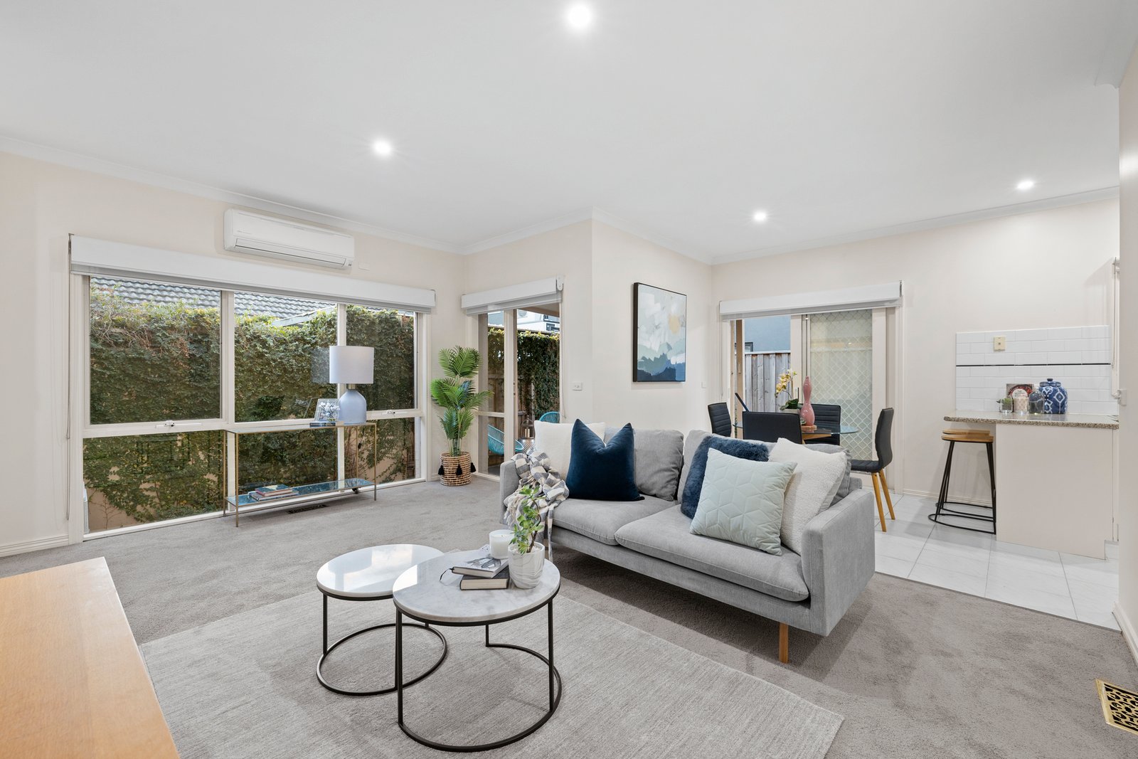 Gallery: 2/38 Tambet Street