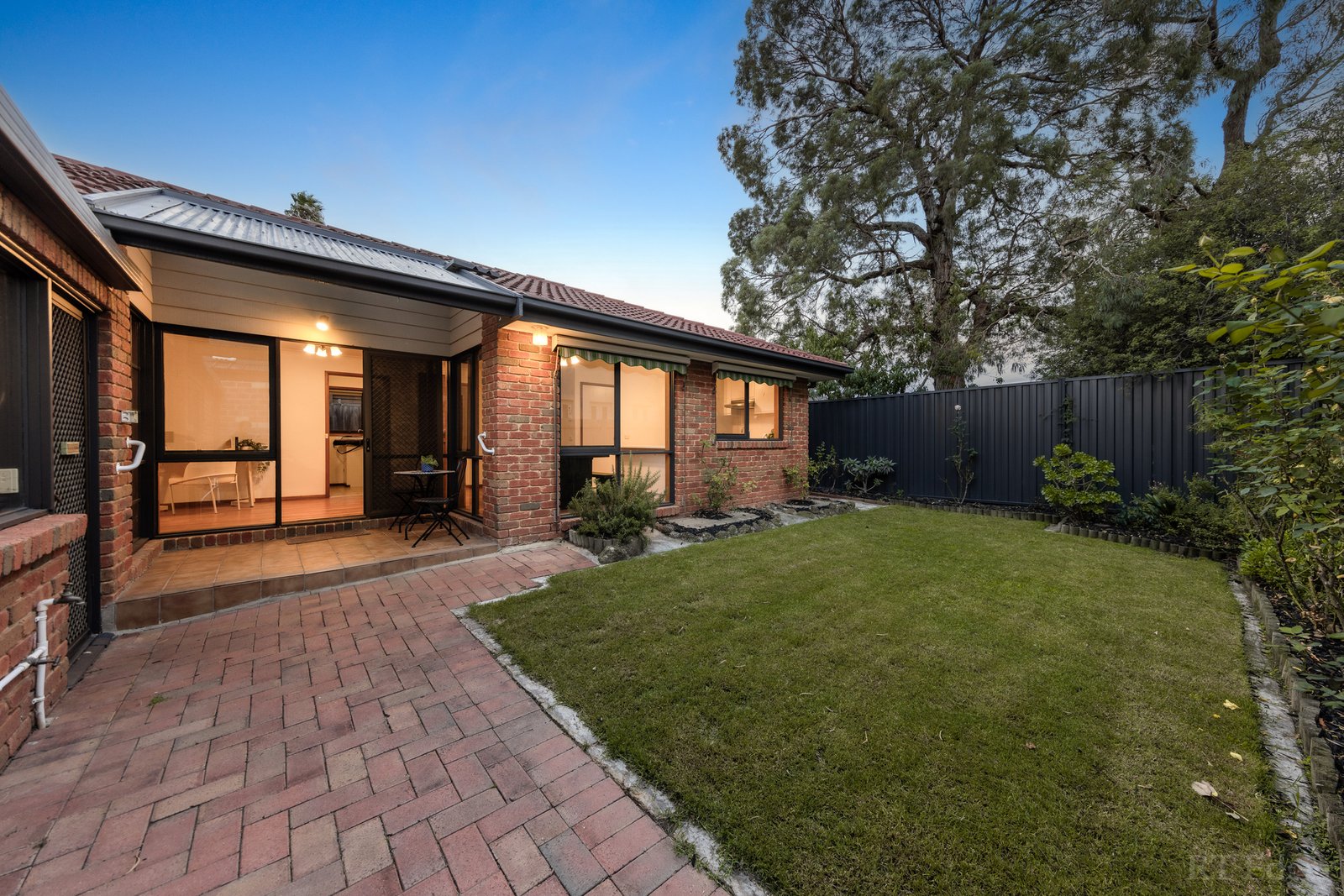 Real Estate and Property in 2/380 Station Street, Box Hill South, VIC