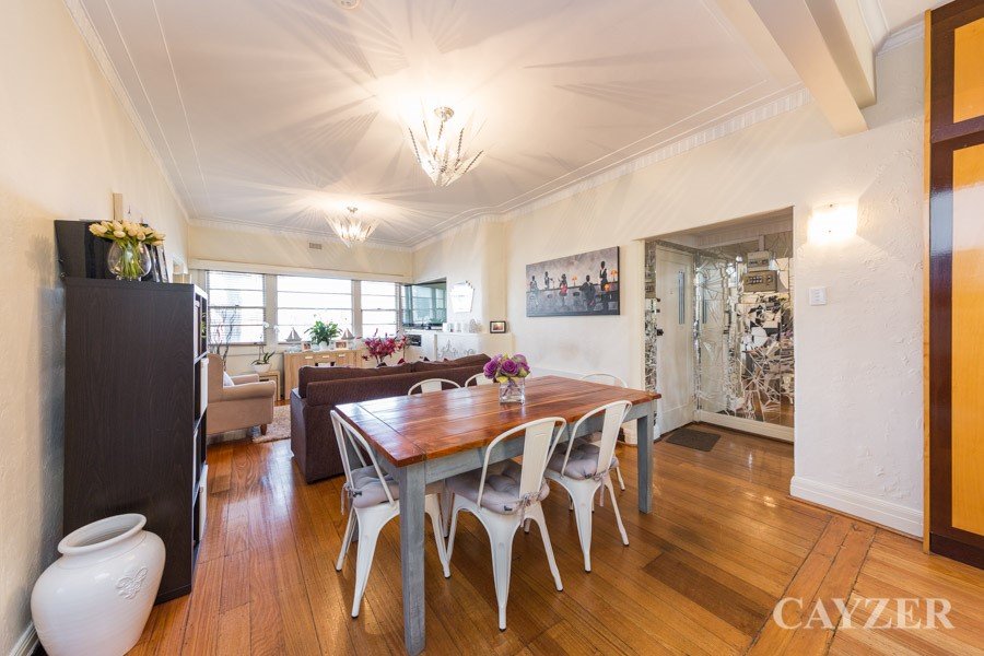 Gallery: 2/381 Danks Street
