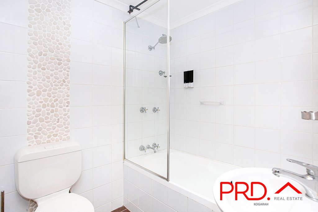 2/384A-388 Railway Parade CARLTON 5