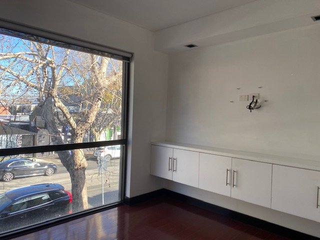 Gallery: 2/385 Malvern Road