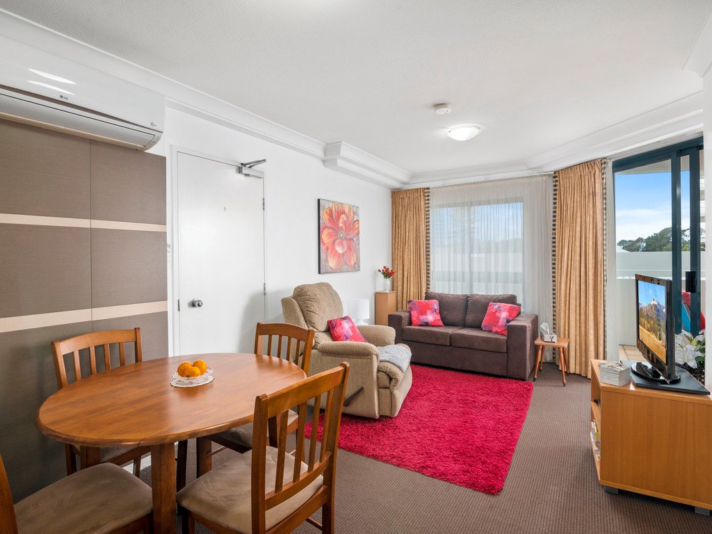238/99 Griffith Street COOLANGATTA 2