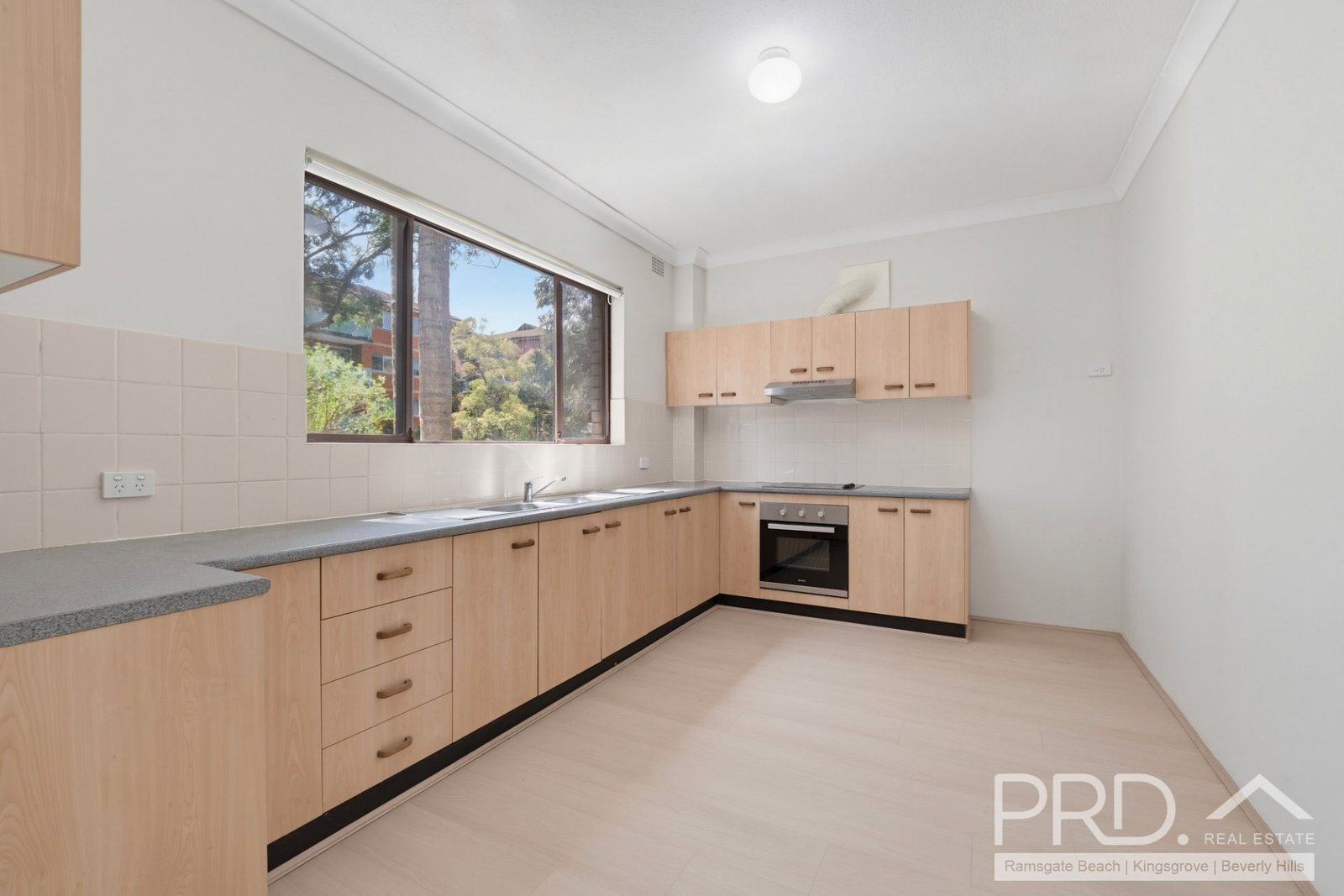 2/39-41 Illawarra Street ALLAWAH 2