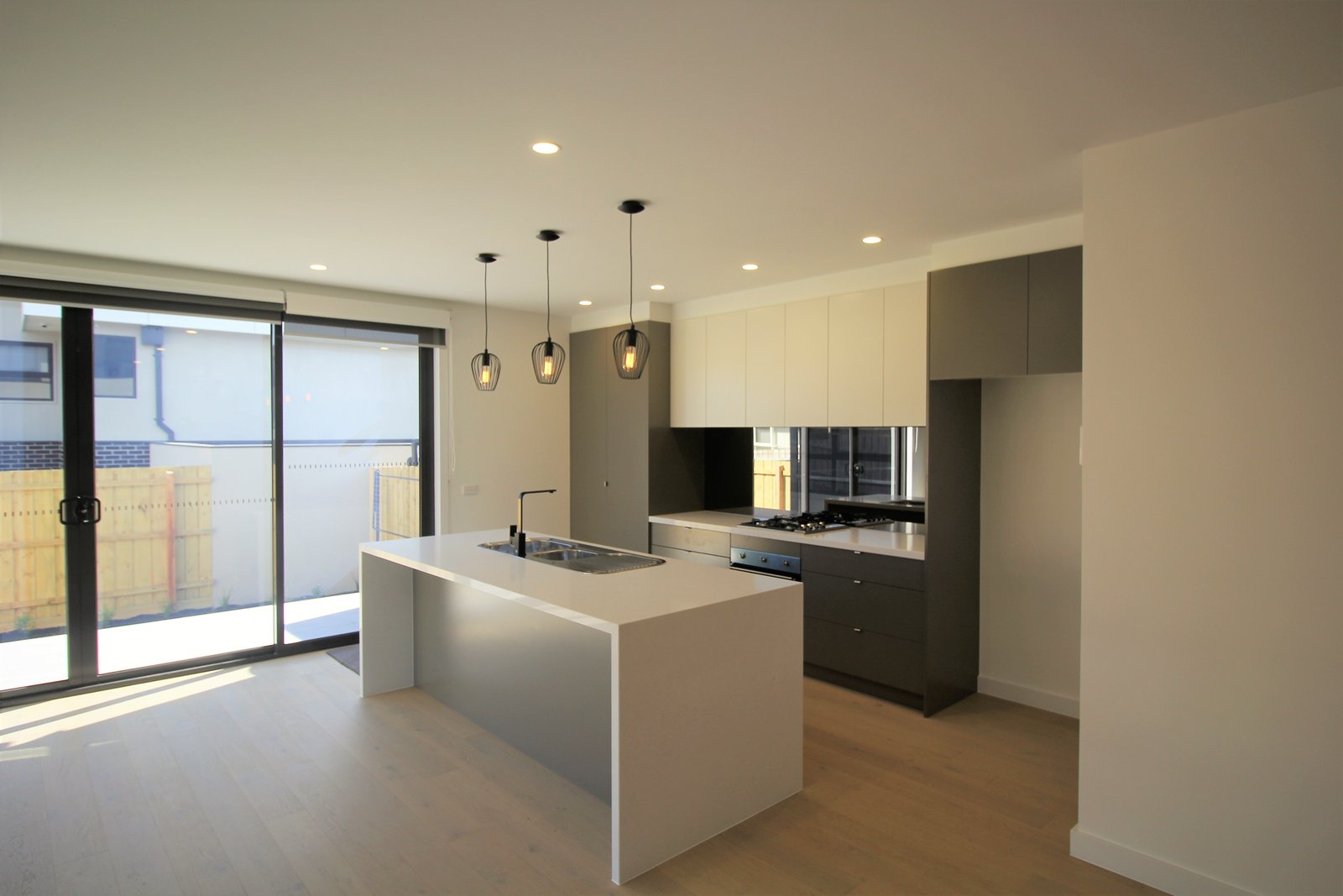 Gallery: 2/39 Aikman Crescent