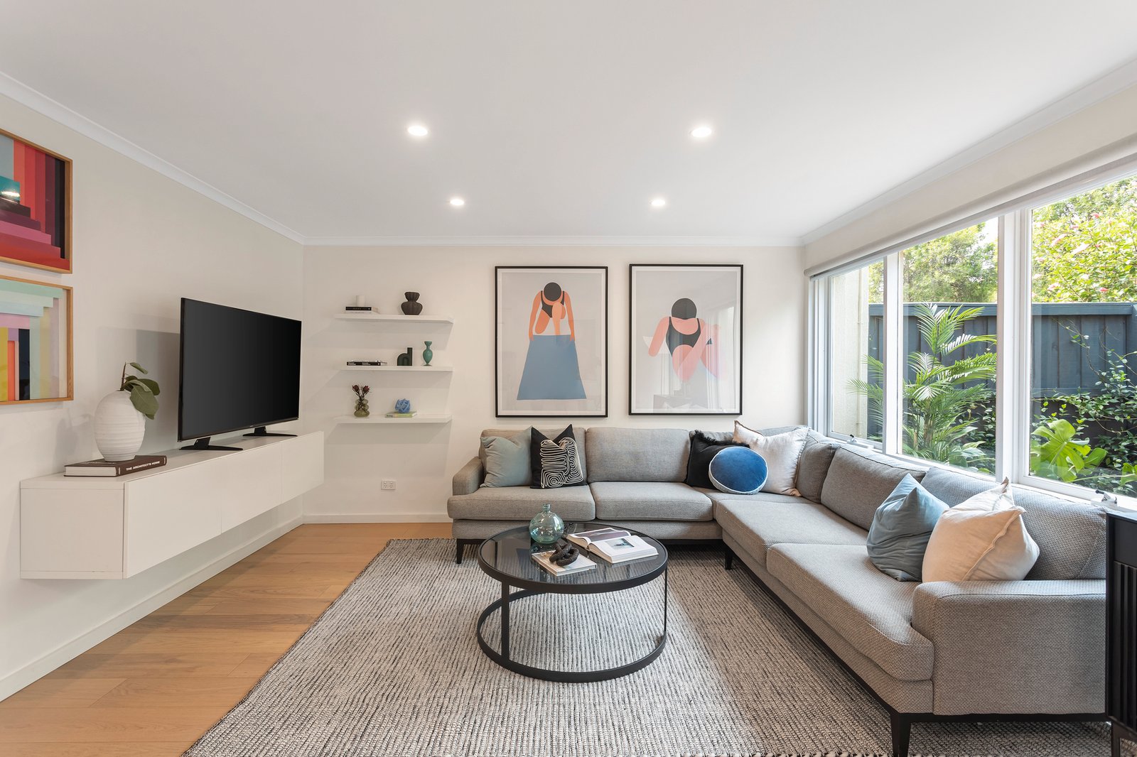 Real Estate and Property in 2/39 Balston Street, Balaclava, VIC