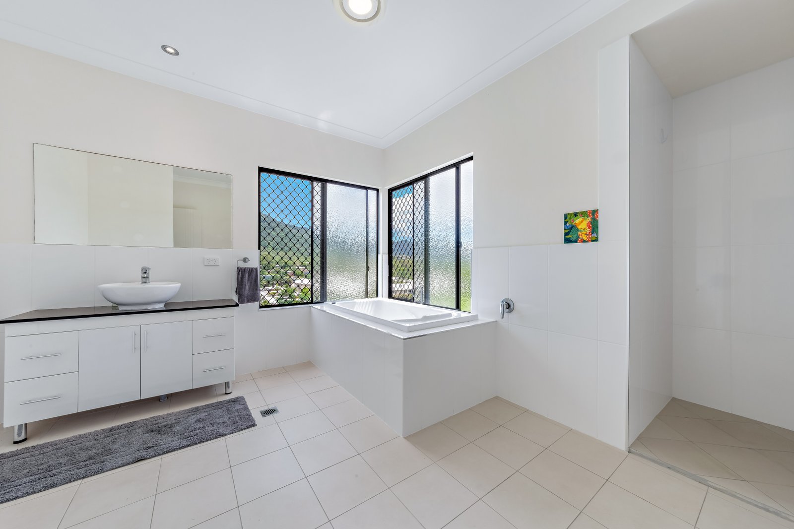 2/39 Beth Court CANNONVALE 8