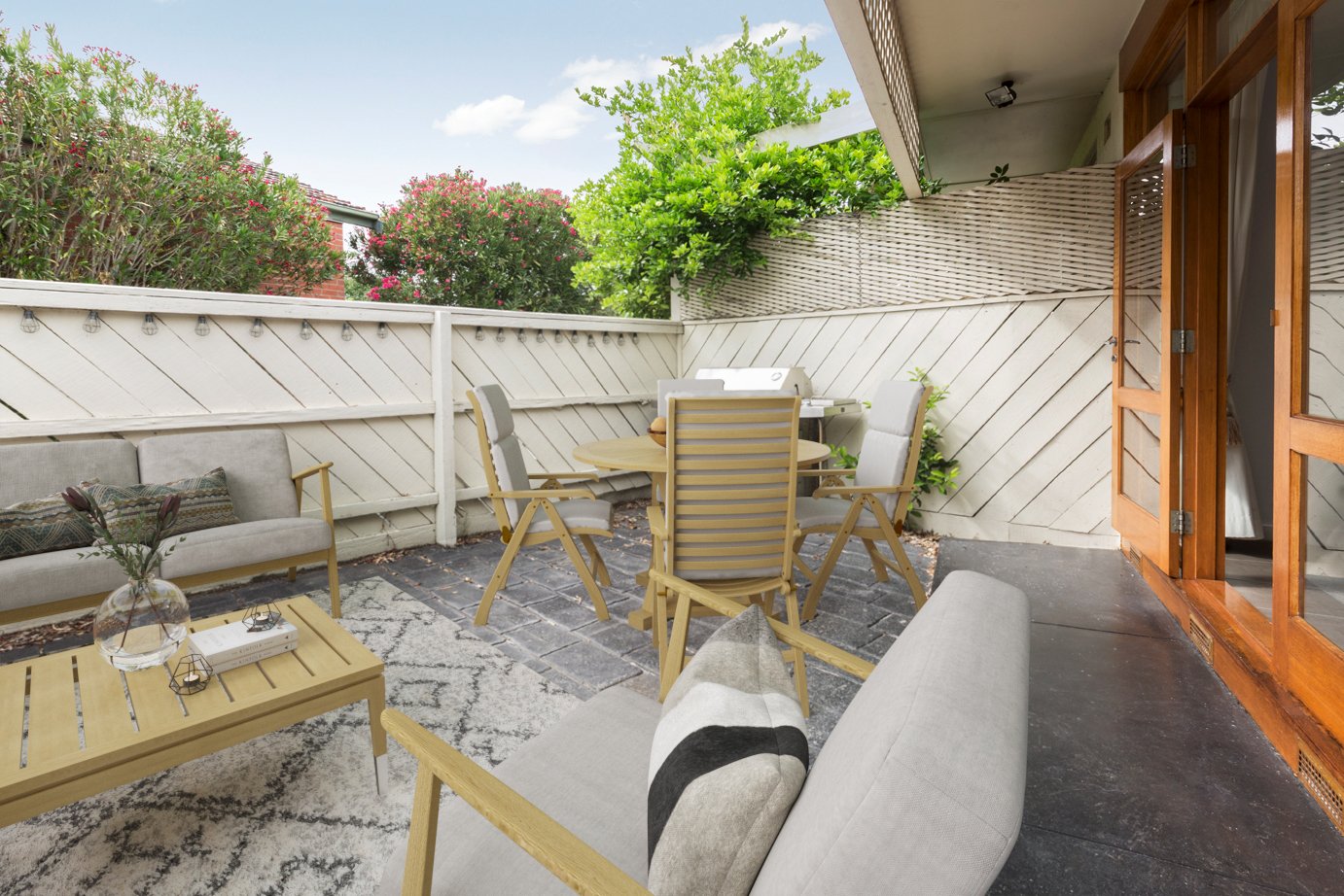Real Estate and Property in 2/39 Carlingford Street, Elsternwick, VIC
