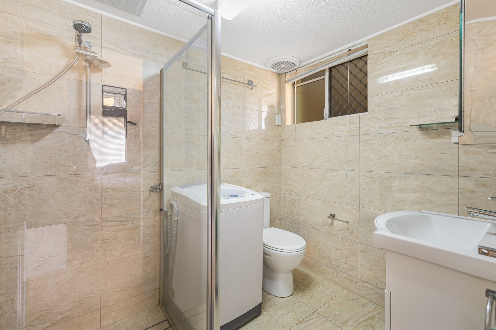 2/39 Coolangatta Road COOLANGATTA 5