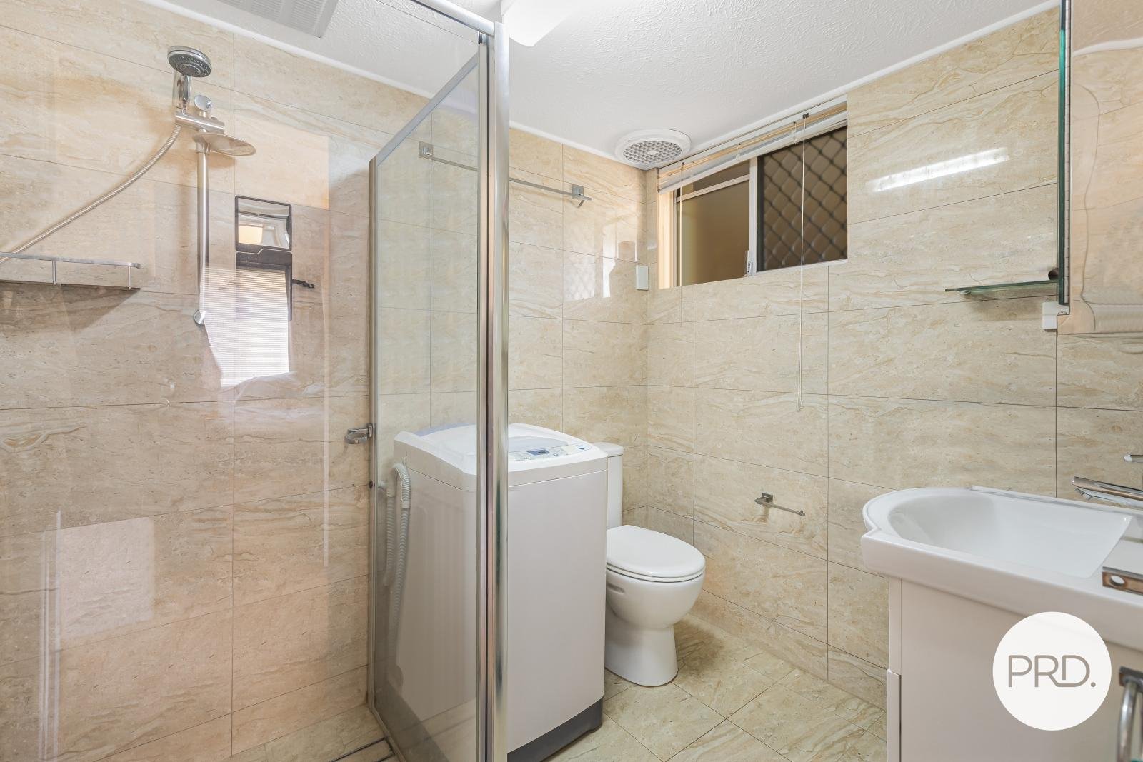 2/39 Coolangatta Road COOLANGATTA 4