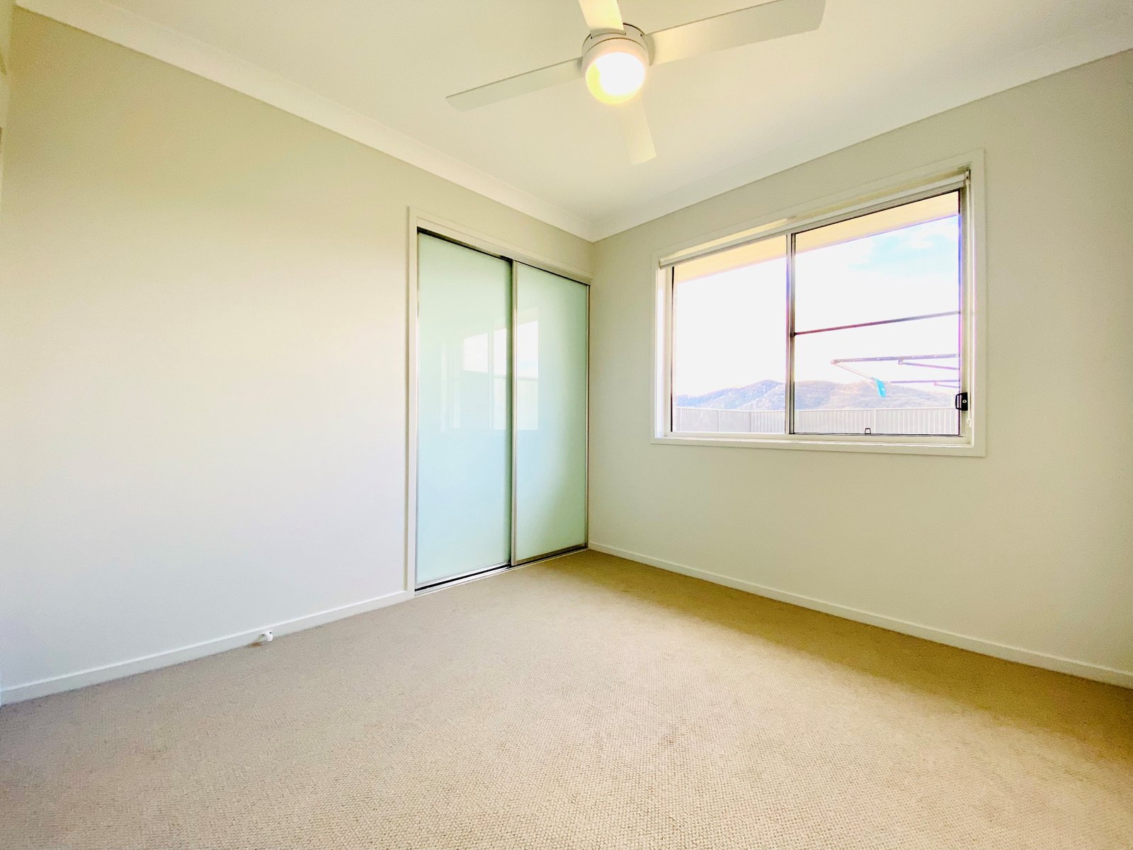 2/39 Gordon Street TAMWORTH 8