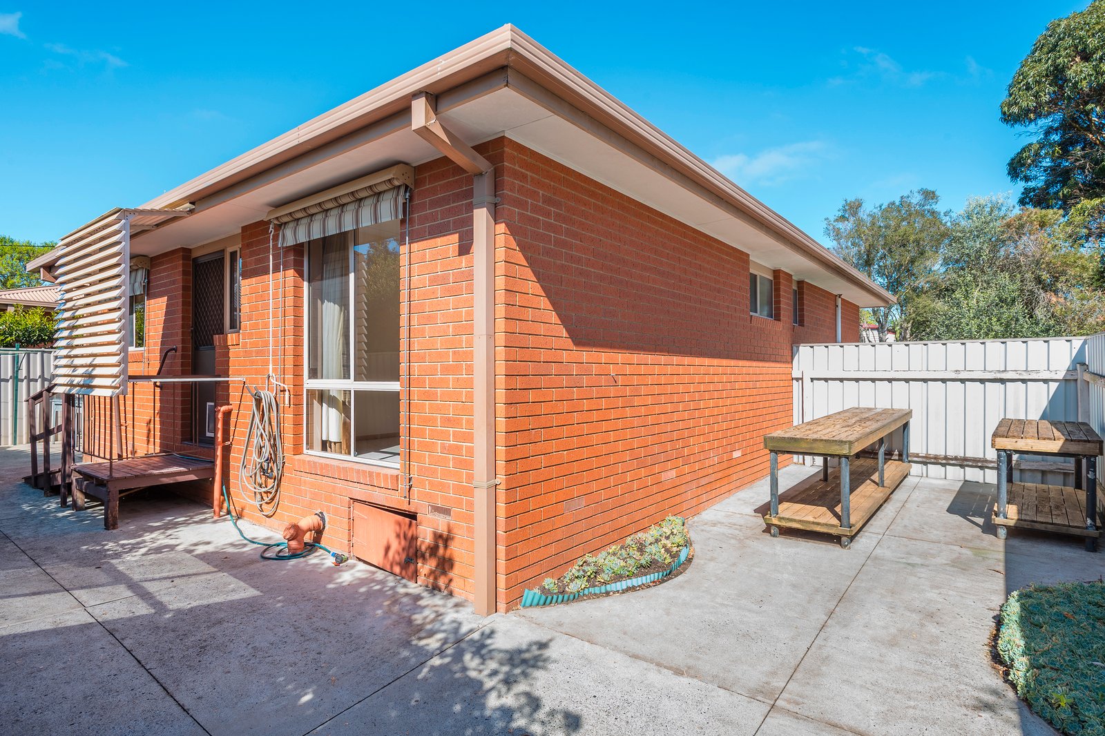 Real Estate and Property in 2/39 Lauriston Street, Kyneton, VIC