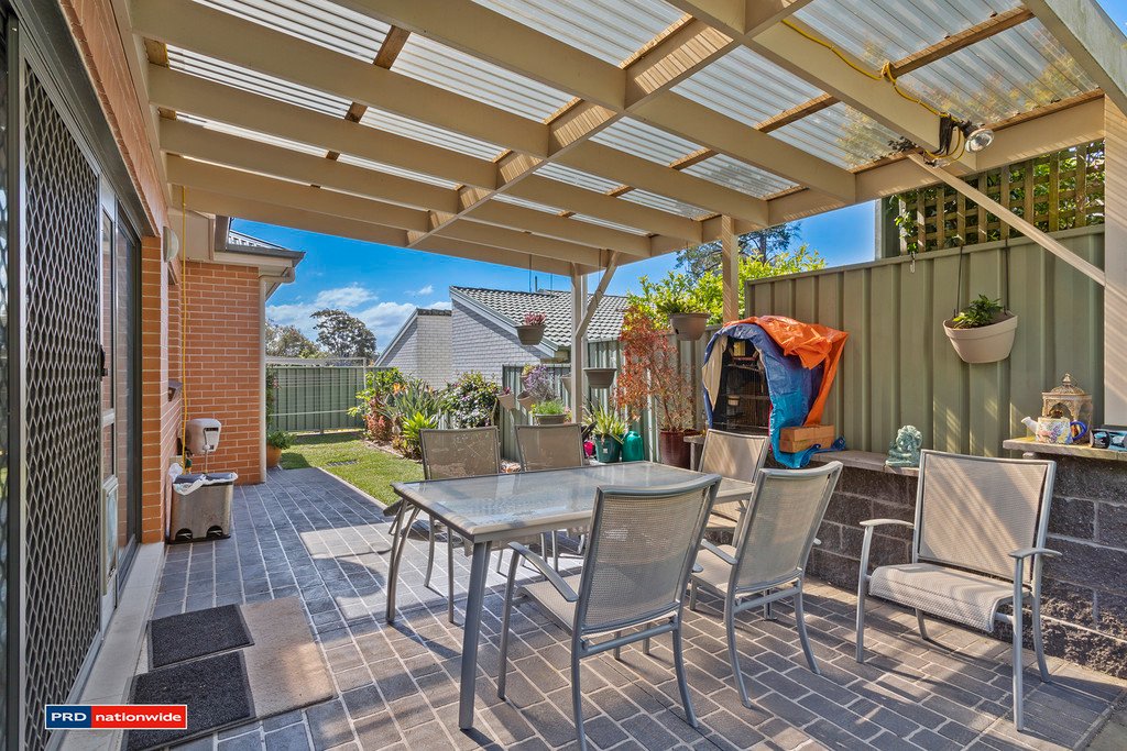2/39 Ocean Beach Road SHOAL BAY 4