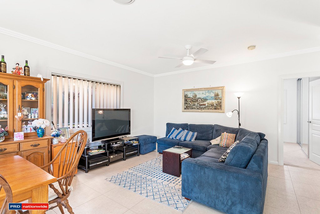 2/39 Ocean Beach Road SHOAL BAY 6
