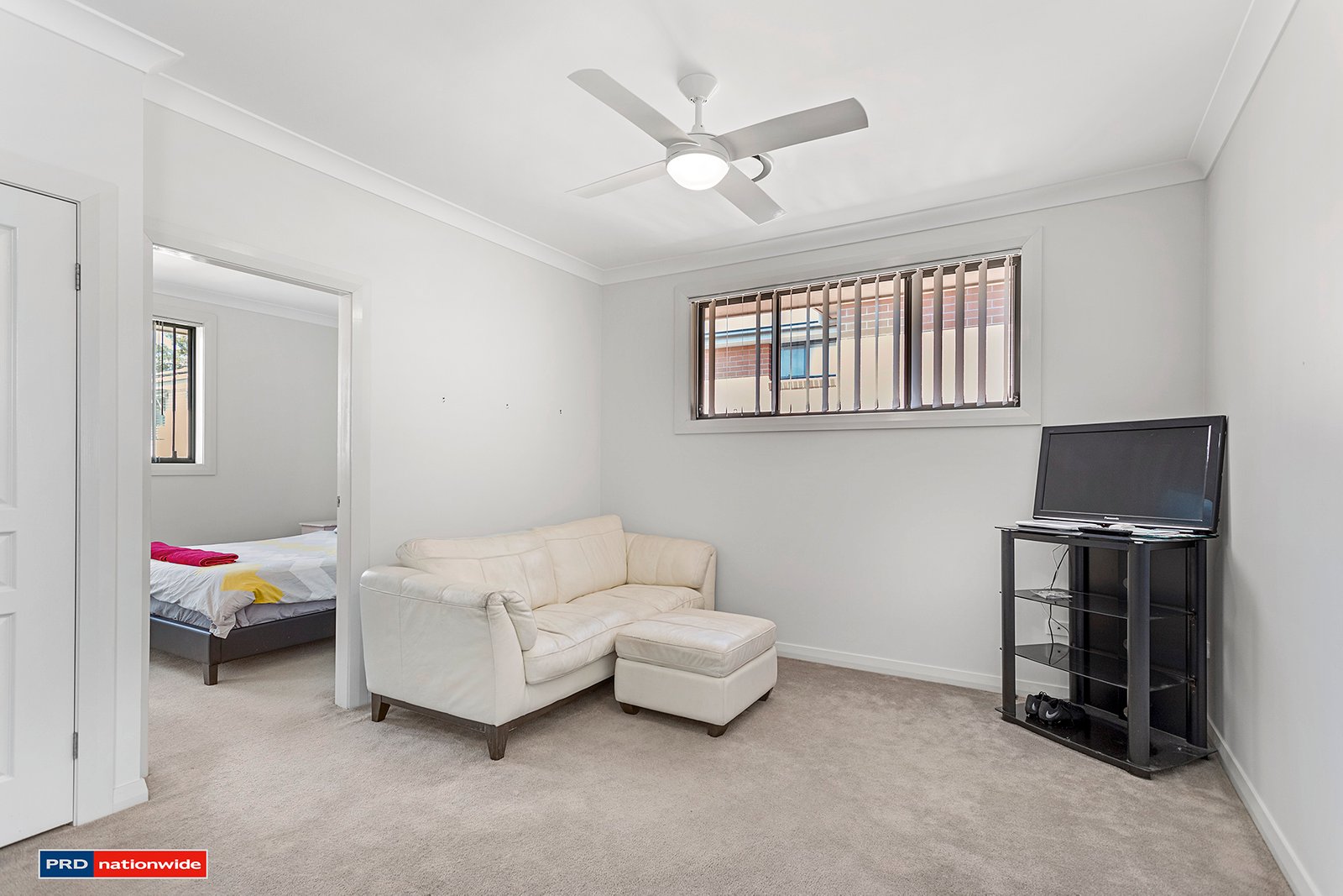 2/39 Ocean Beach Road SHOAL BAY 18