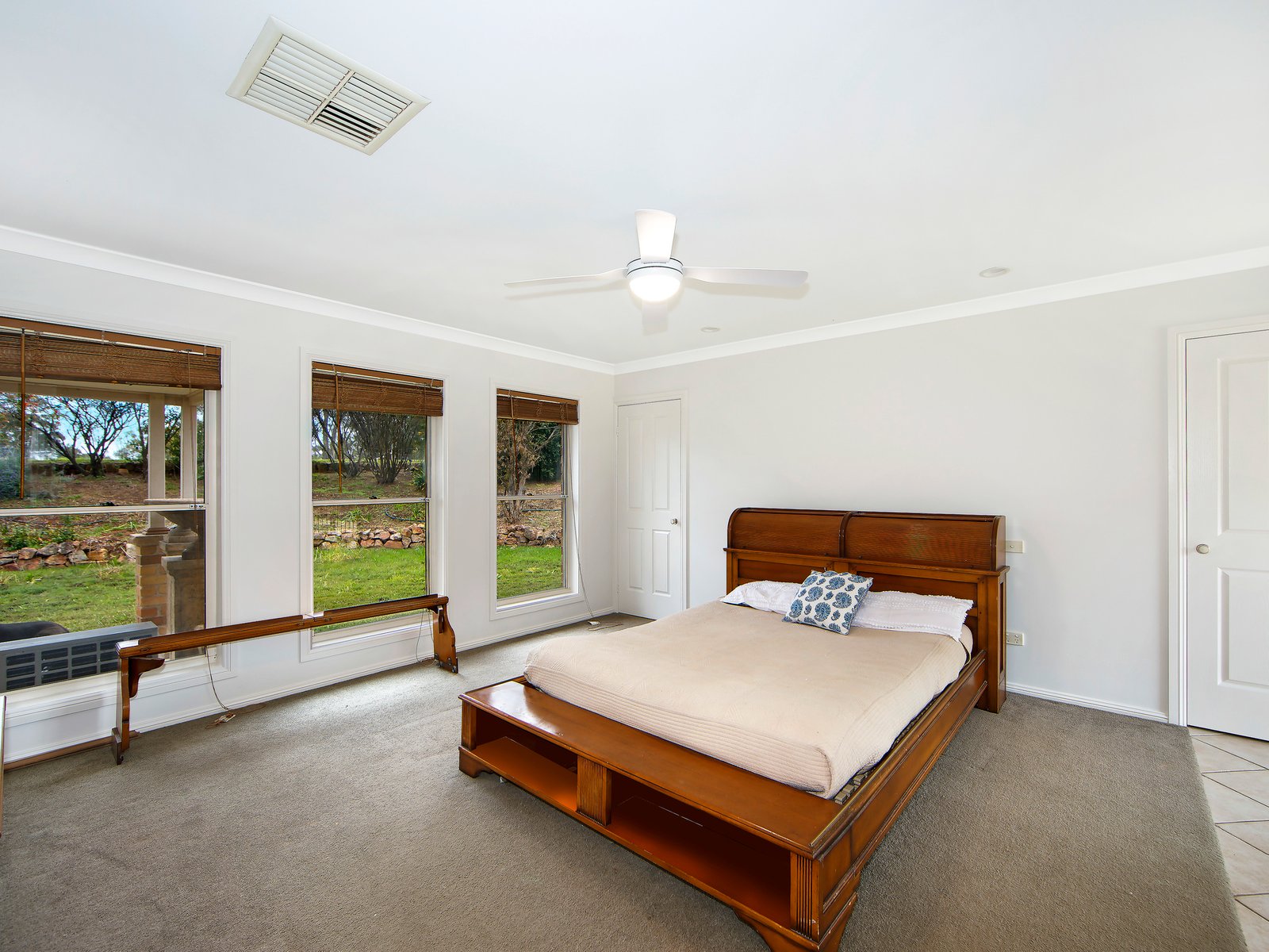 239 Retreat Road WATTLE PONDS 11