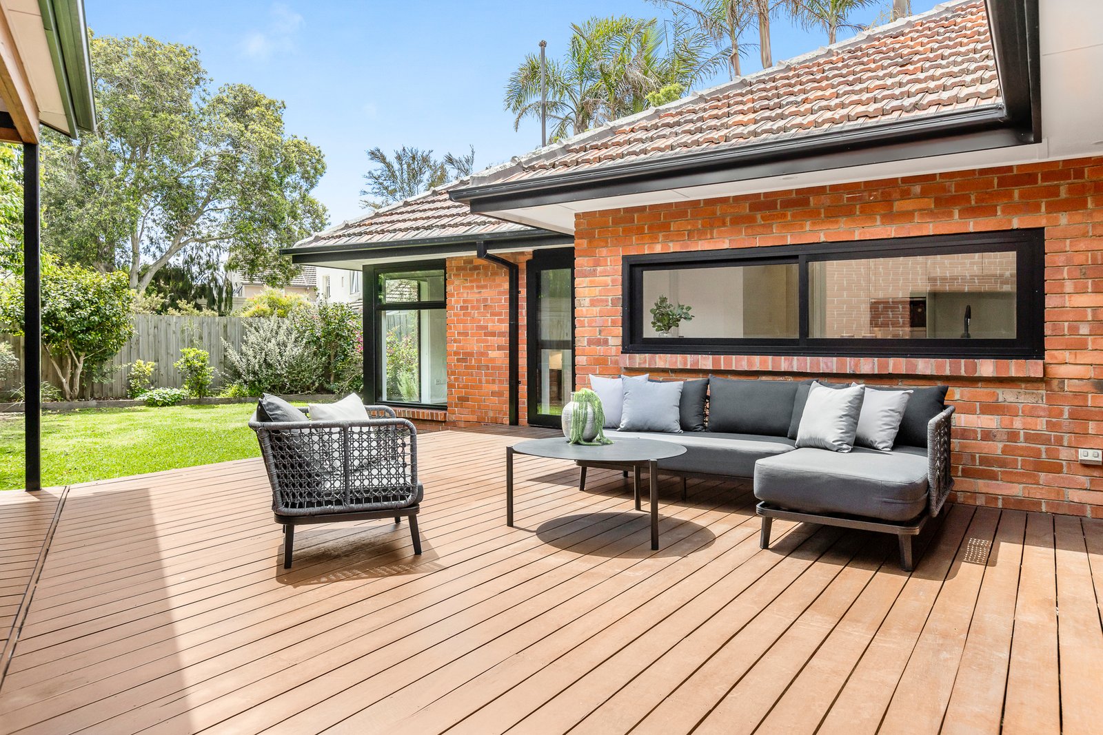 Gallery: 239 South Road