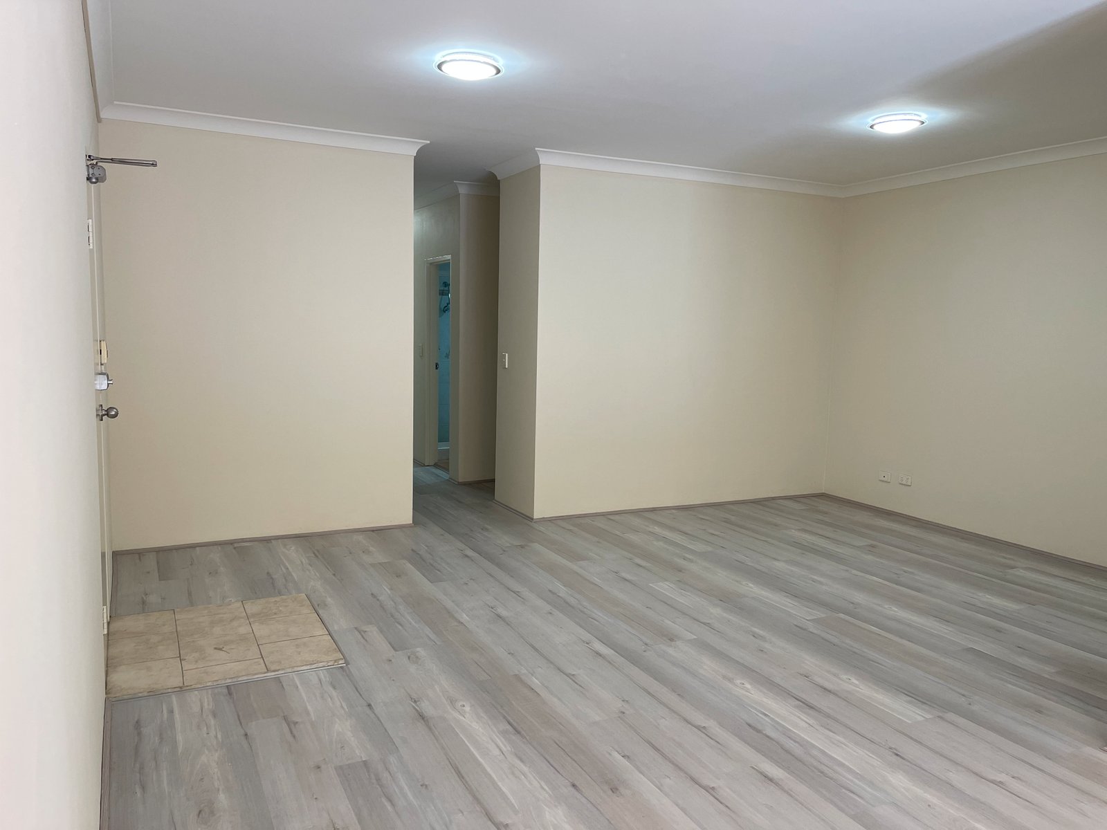 2/39 West Street HURSTVILLE 4