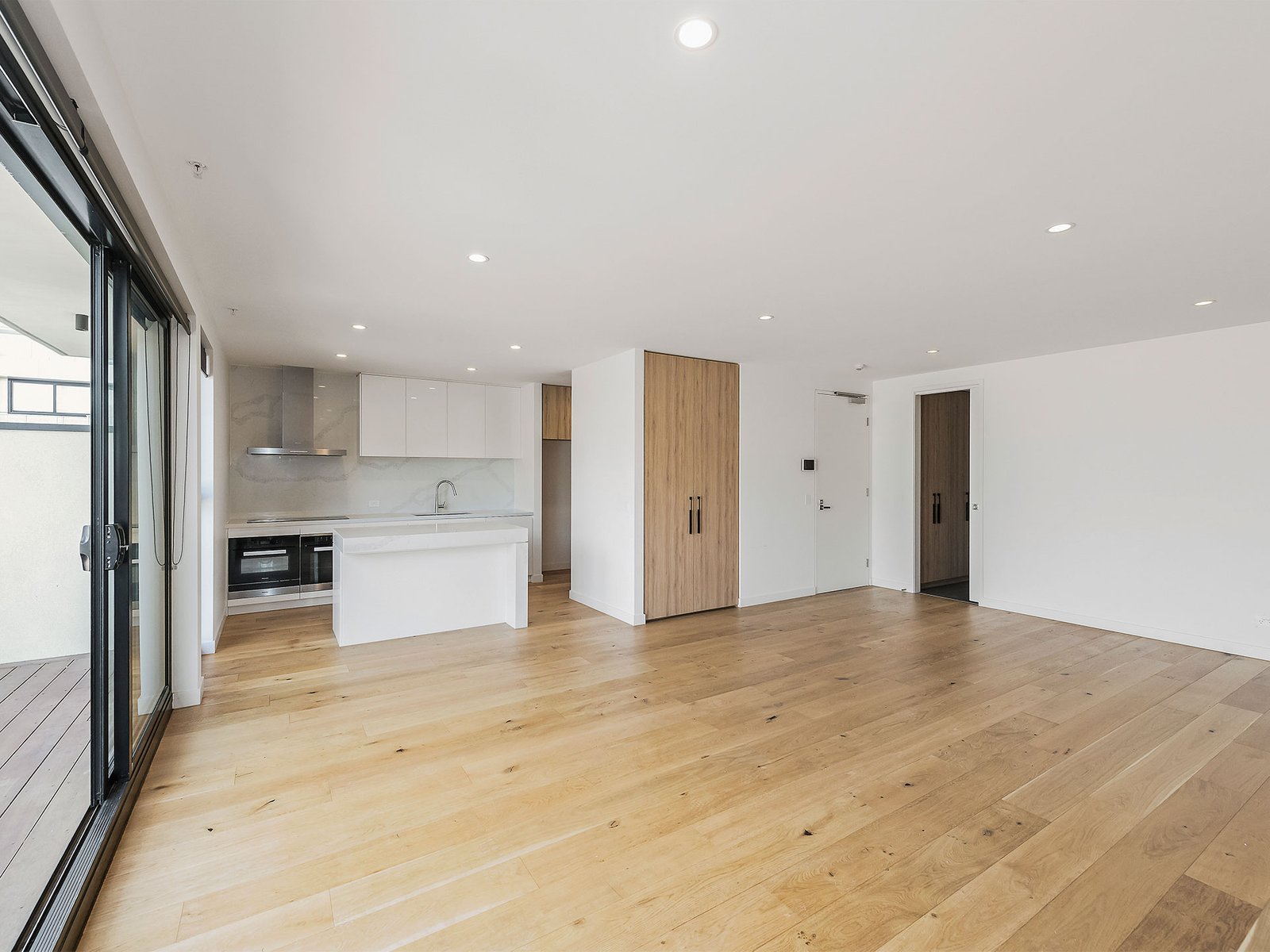 Gallery: 2/39 Willis Street