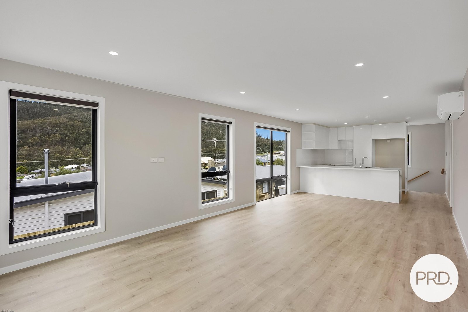2/391 Cambridge Road MORNINGTON 4