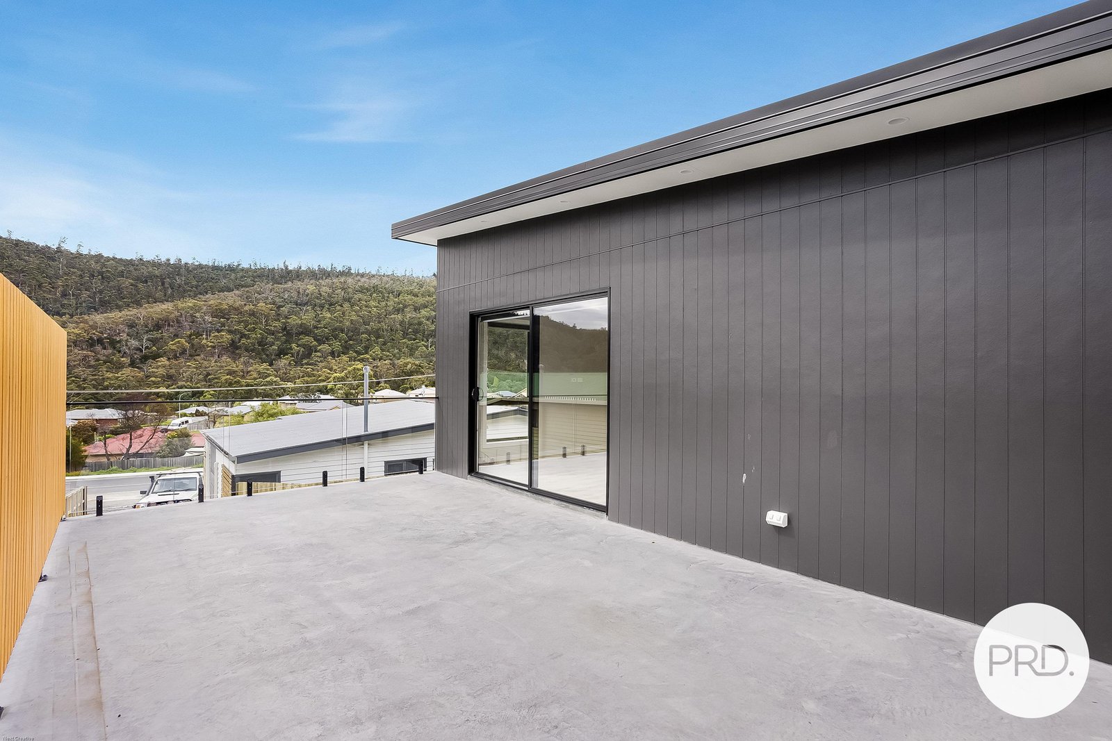 2/391 Cambridge Road MORNINGTON 5