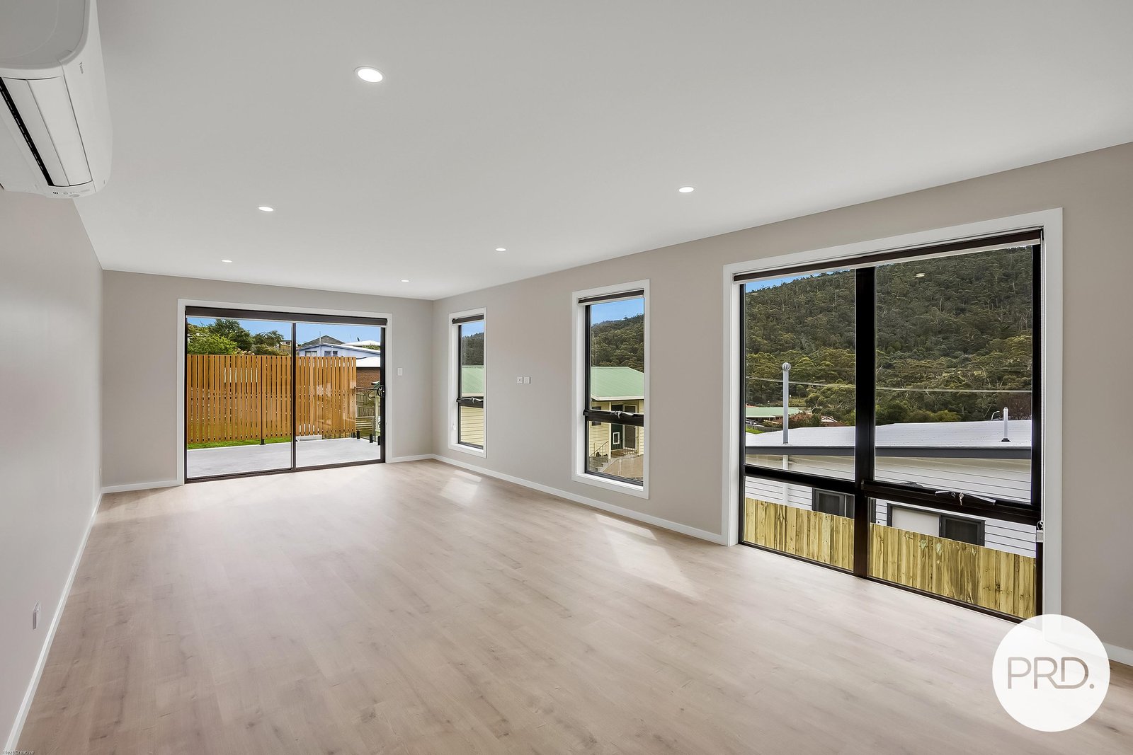 2/391 Cambridge Road MORNINGTON 2