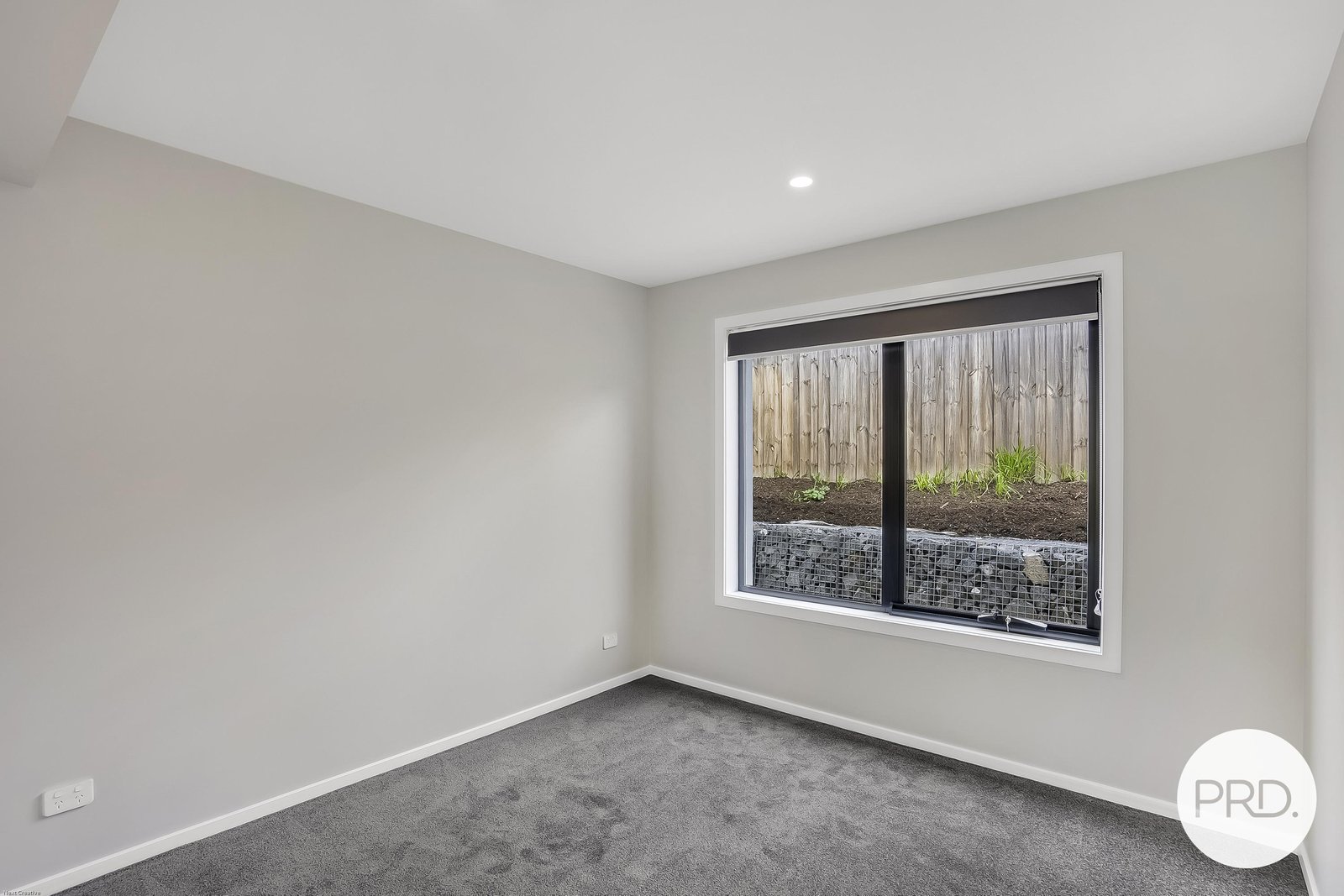 2/391 Cambridge Road MORNINGTON 10