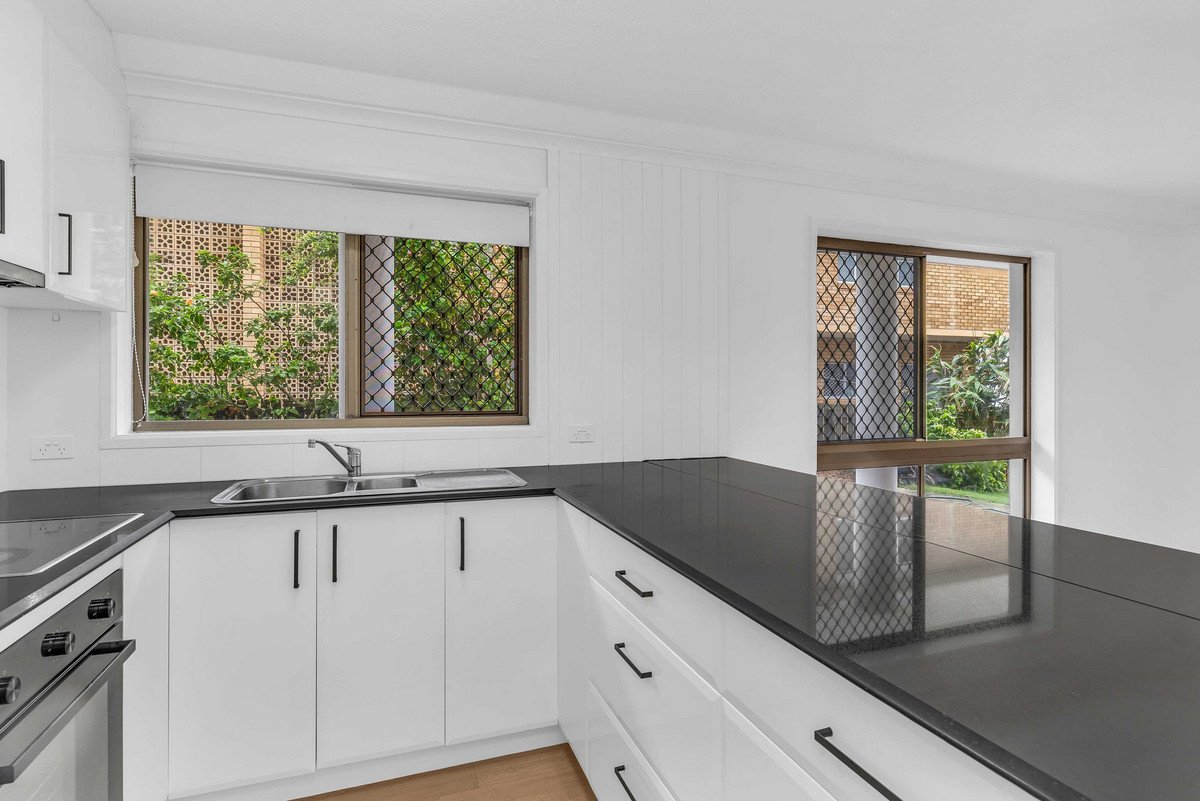 2/391 Golden Four Drive Tugun 7
