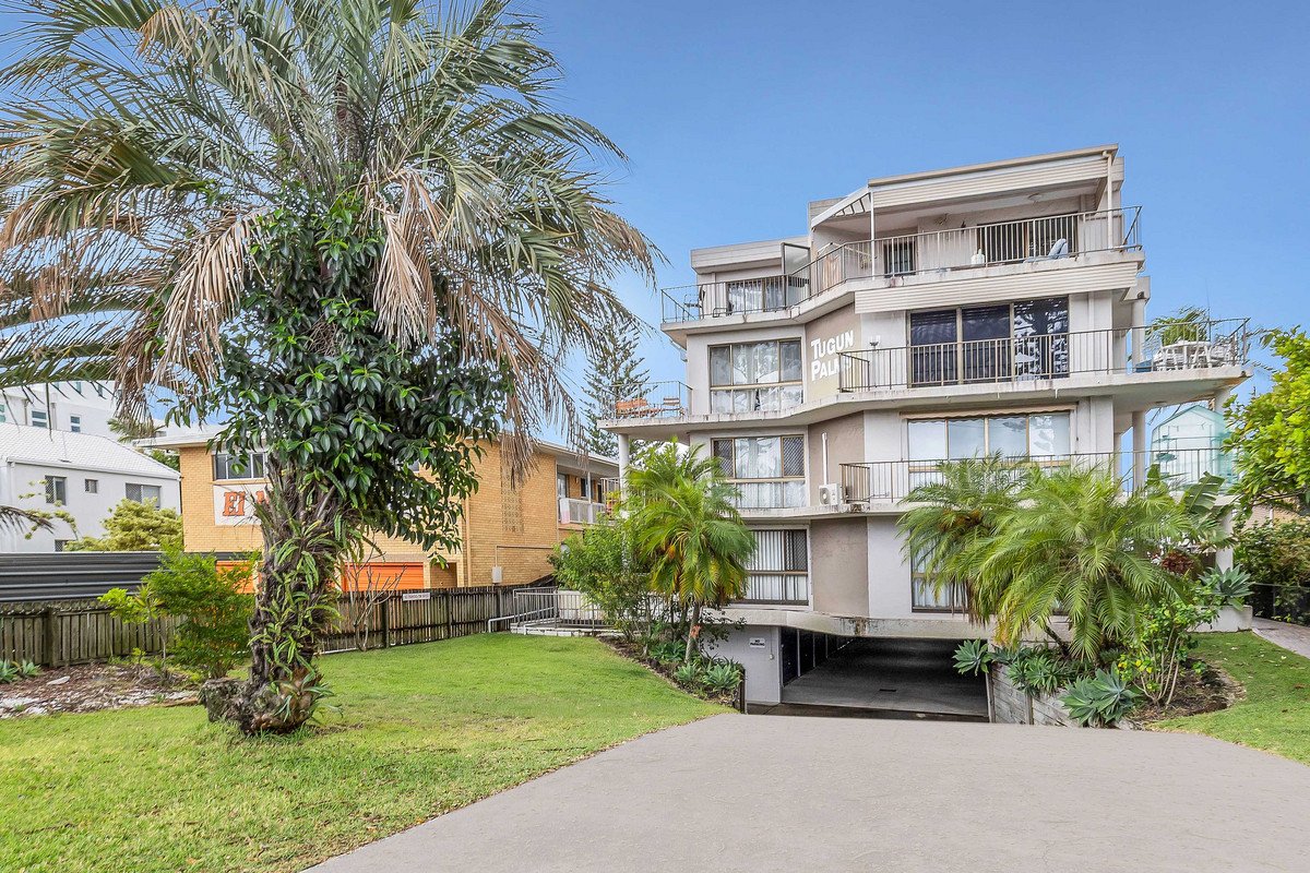 2/391 Golden Four Drive Tugun 12