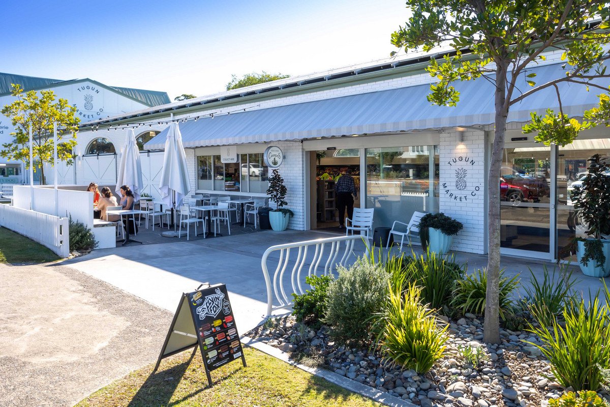 2/391 Golden Four Drive Tugun 15