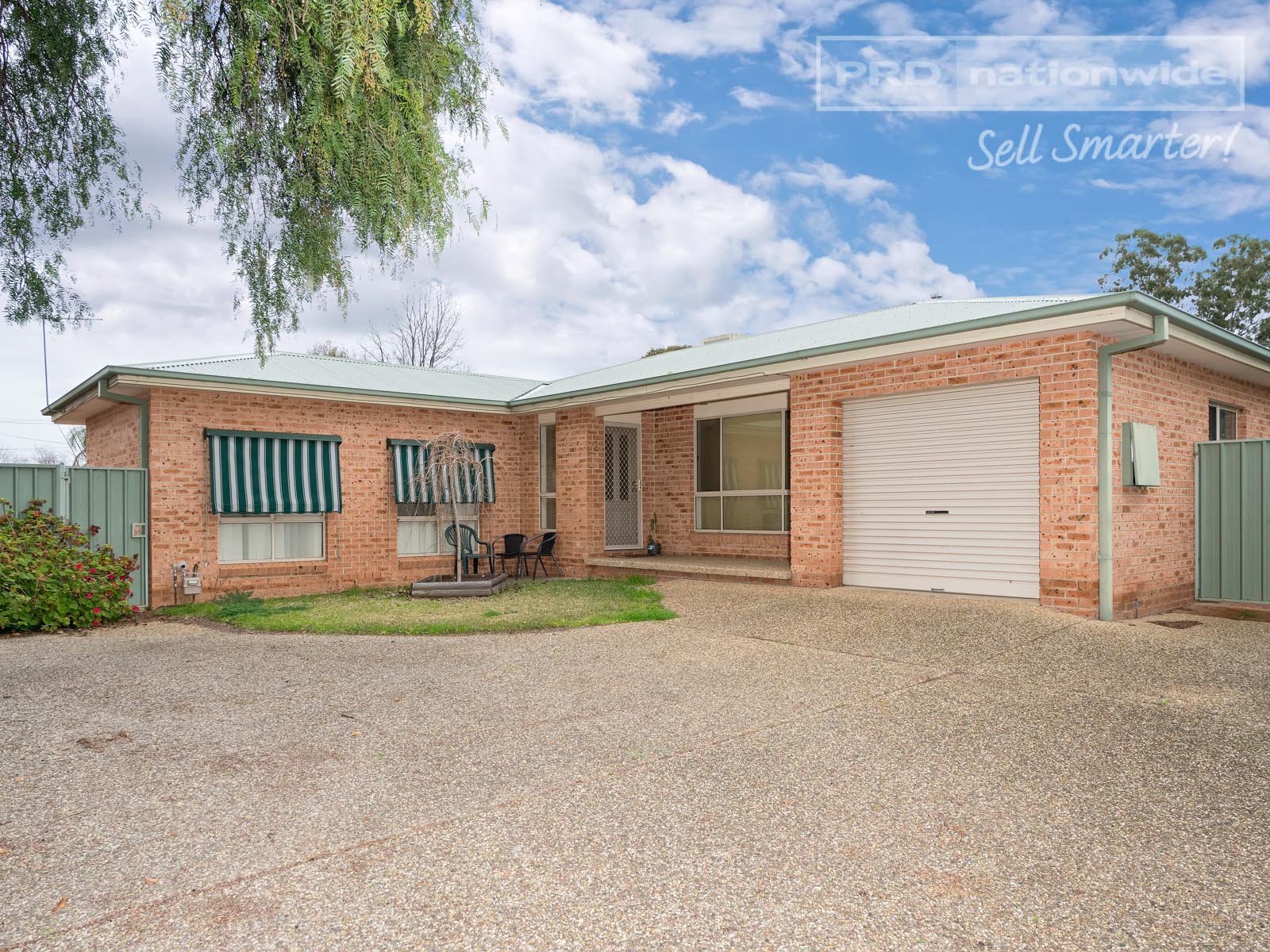2/396 Lake Albert Road LAKE ALBERT 1