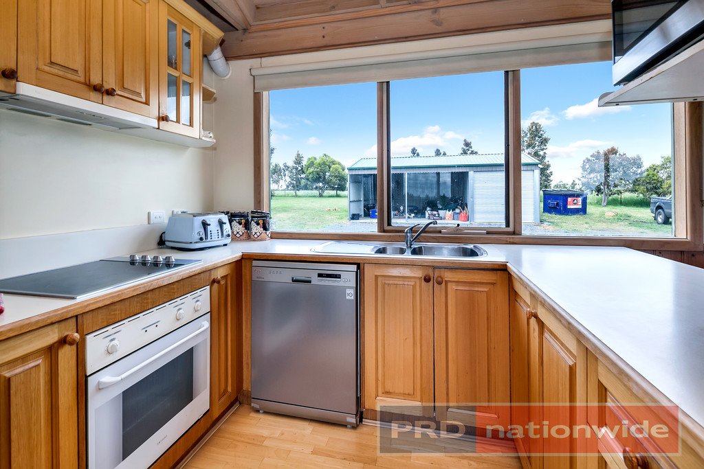 2399 Ballan-Meredith Road MOUNT WALLACE 2