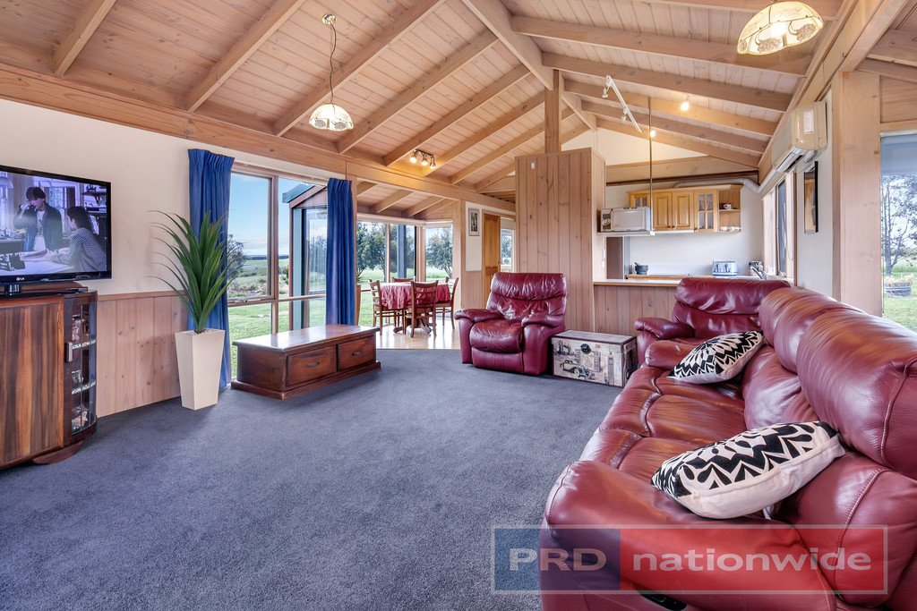 2399 Ballan-Meredith Road MOUNT WALLACE 4
