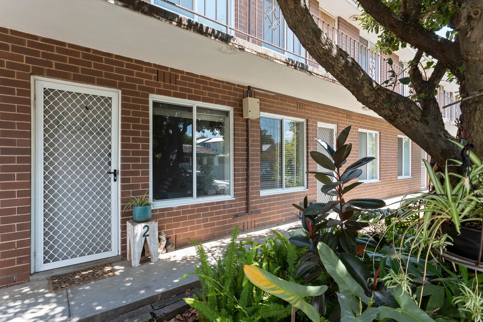 Real Estate and Property in 2/399 Kooyong Road, Elsternwick, VIC