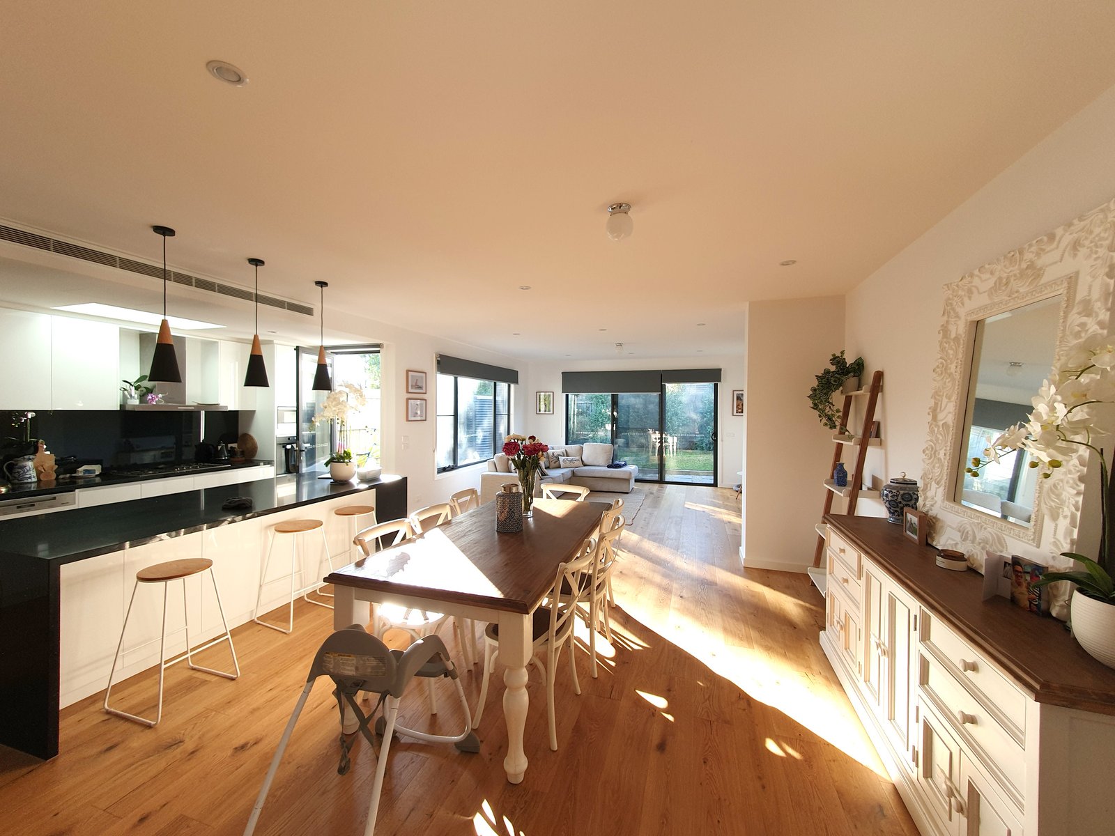Gallery: 23A Devon Street