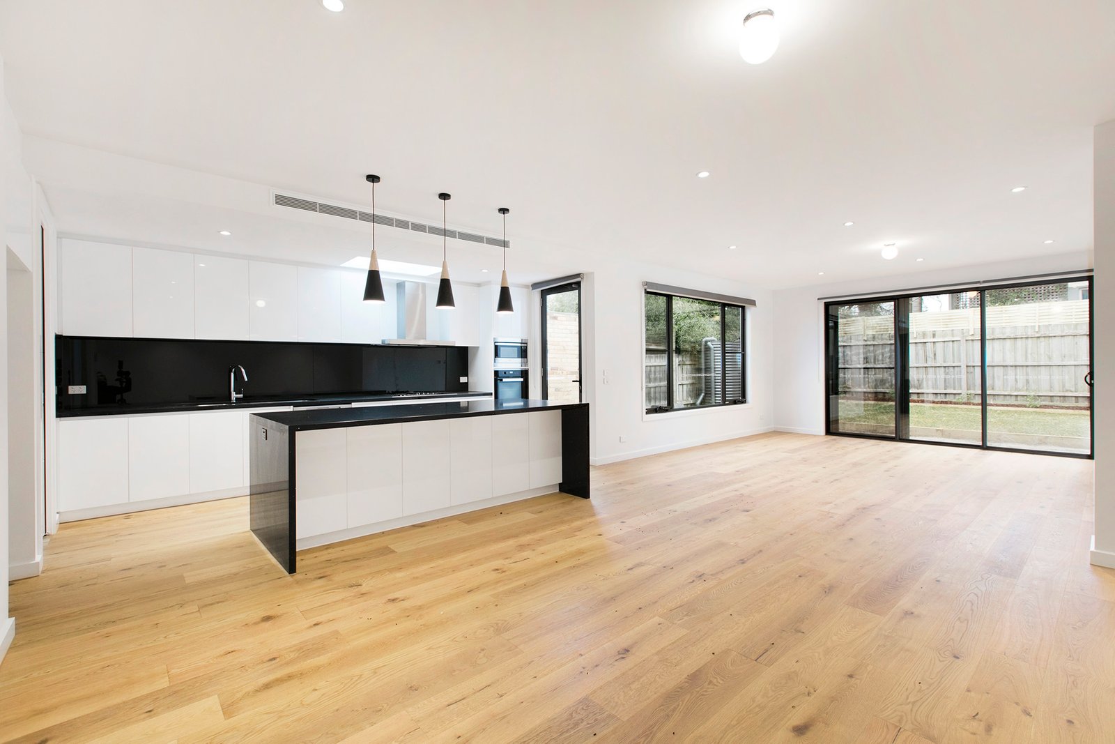 Gallery: 23A Devon Street