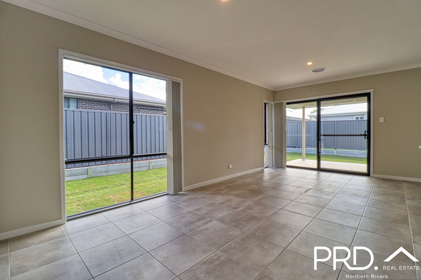 23a Hidden Valley Circuit CHILCOTTS GRASS 8