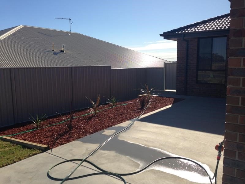 23a Kaputar Close TAMWORTH 5