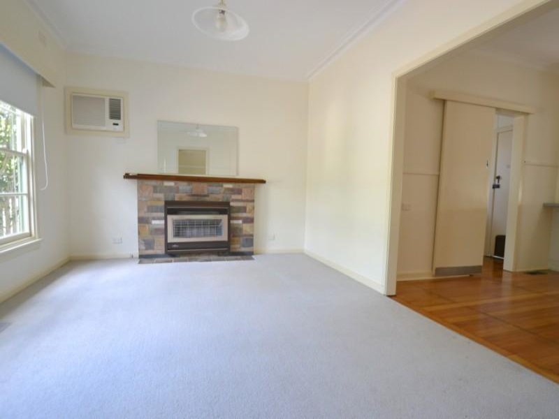 Gallery: 23A Mernda Avenue