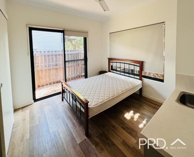 23a Nakamura Avenue BILINGURR 12