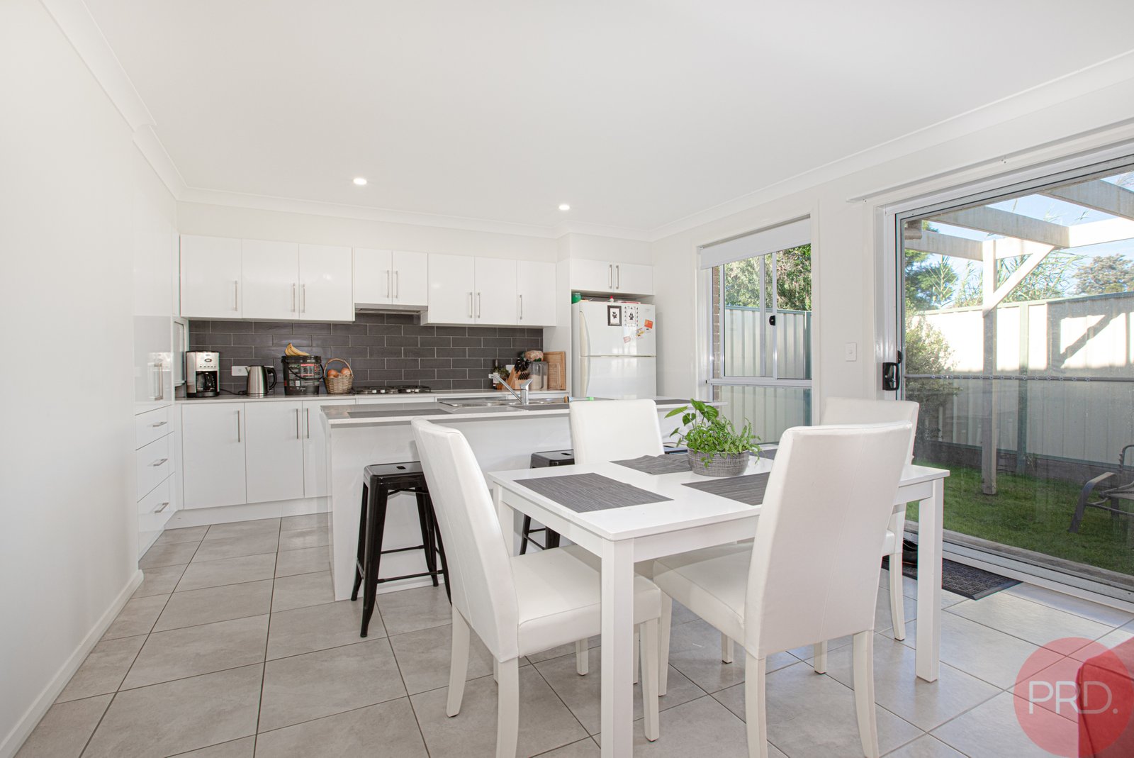2/3a Western Avenue TARRO 2