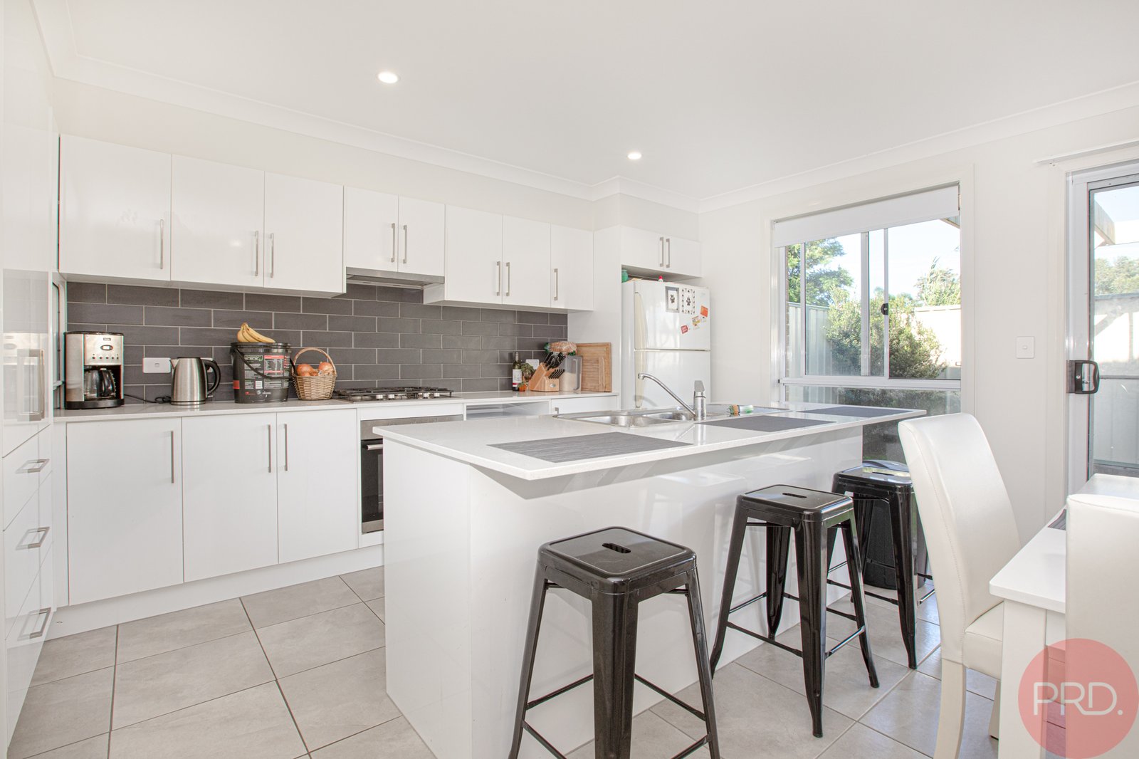 2/3a Western Avenue TARRO 3