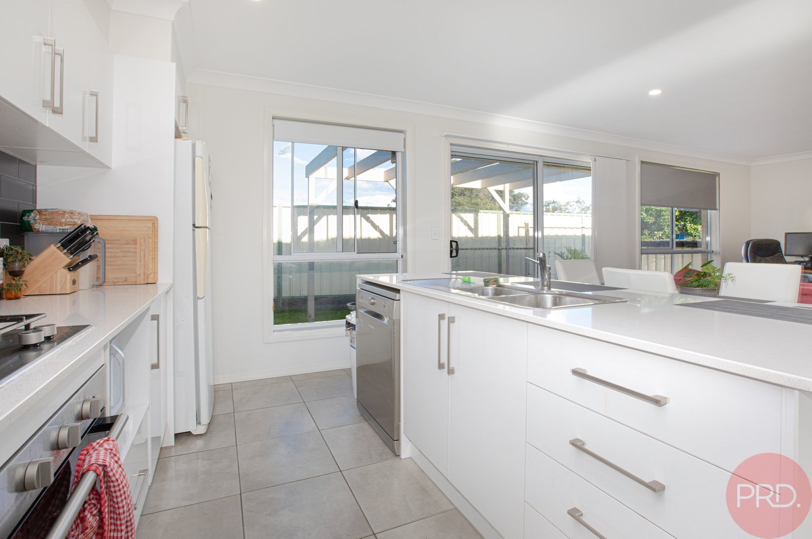 2/3a Western Avenue TARRO 4