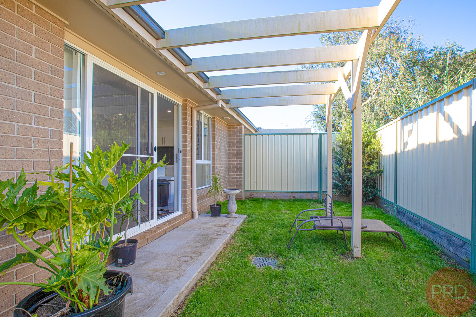 2/3a Western Avenue TARRO 8